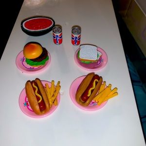 Vintage 1996 TYCO kitchen littles picnic lot $40